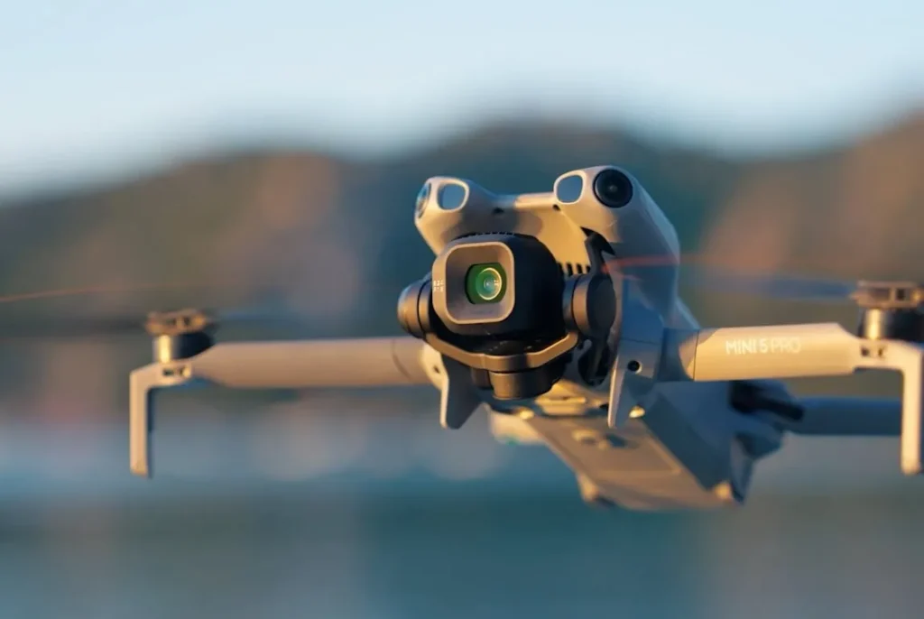 ドローンカメラアップ